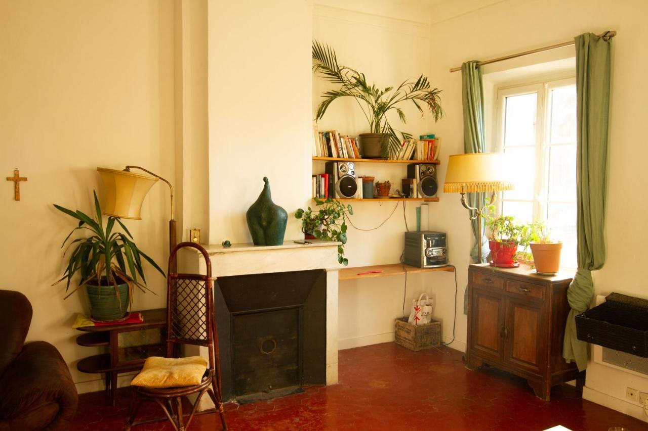 Jolie Chambre Dans Appartement Cosy En Plein Centre Marseille Exterior photo